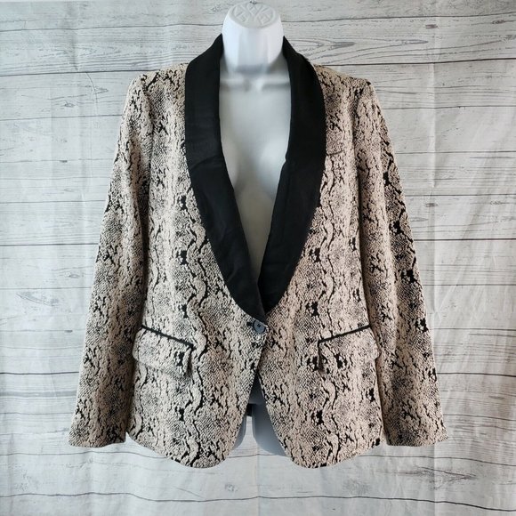 Free People Jackets & Blazers - Free People Womens‎ Modern Blazer Sz XS Beige Black Single Button